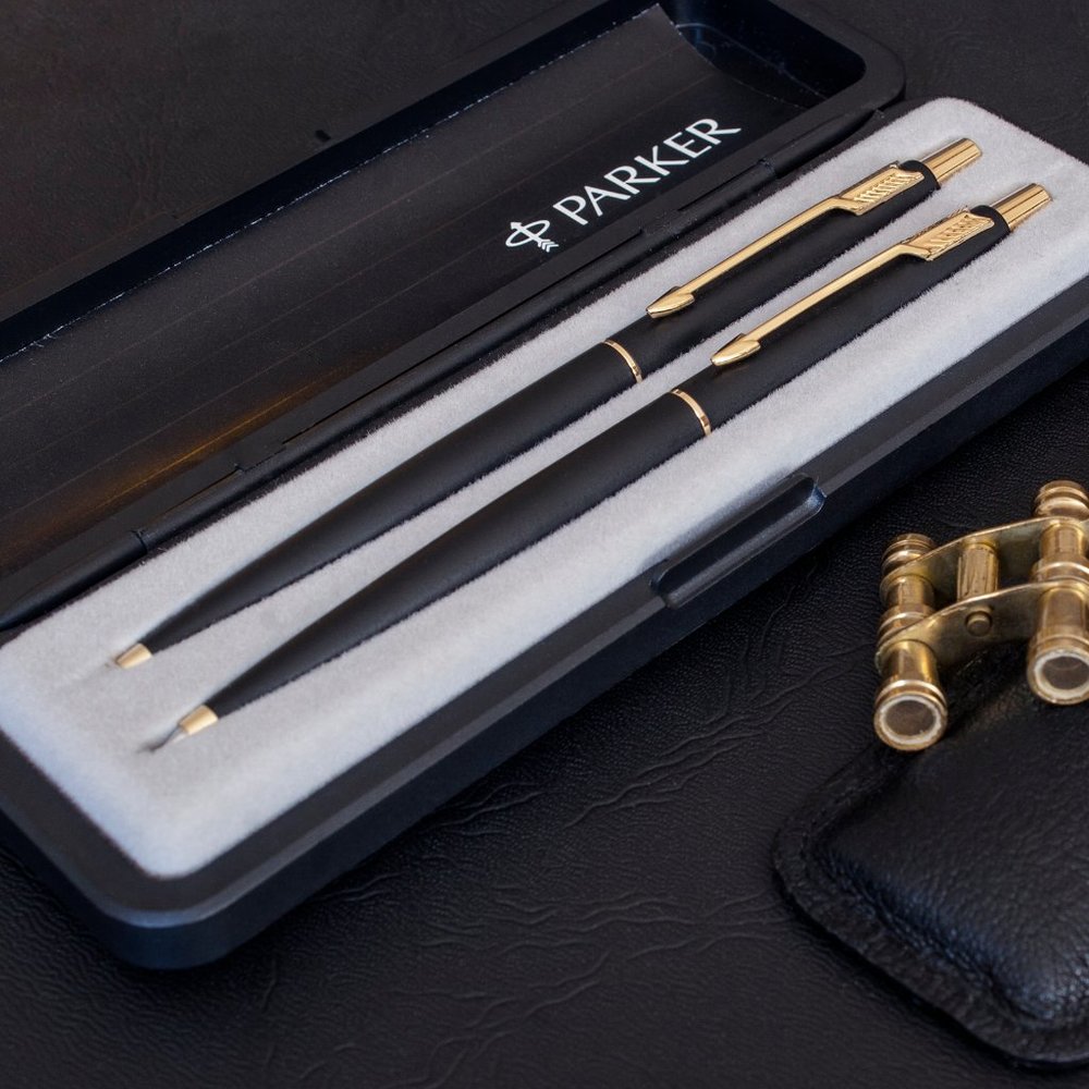 A Gorgeous Gift - 14K Gold Parker Matte Black set